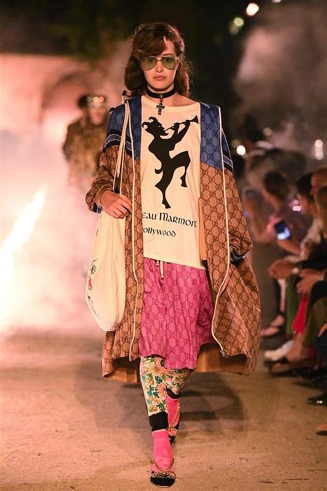 Gucci Cruise 2019: le immagini della sfilata, i dettagli cult e cosa 